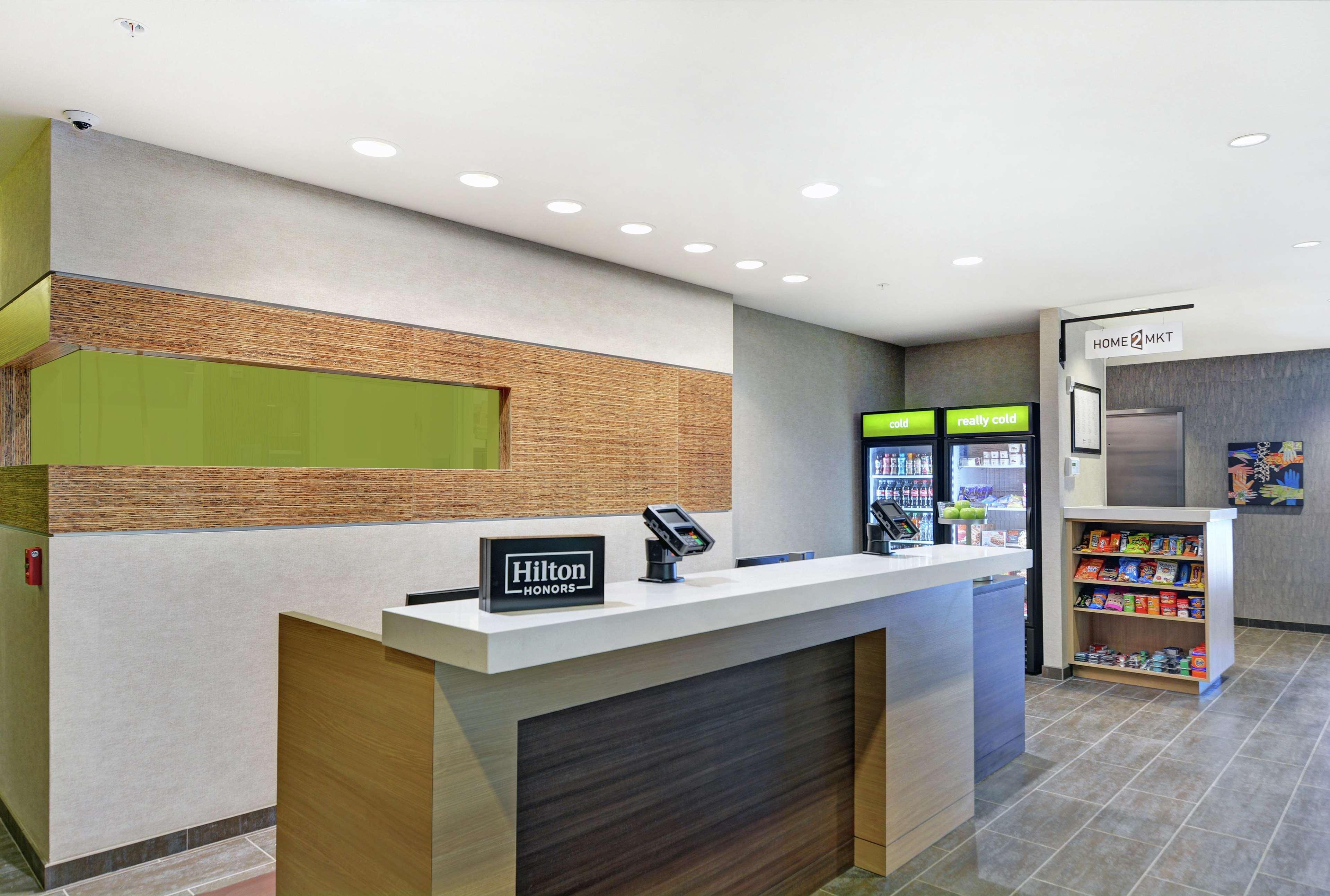 Hotel Home2 By Hilton Northwest