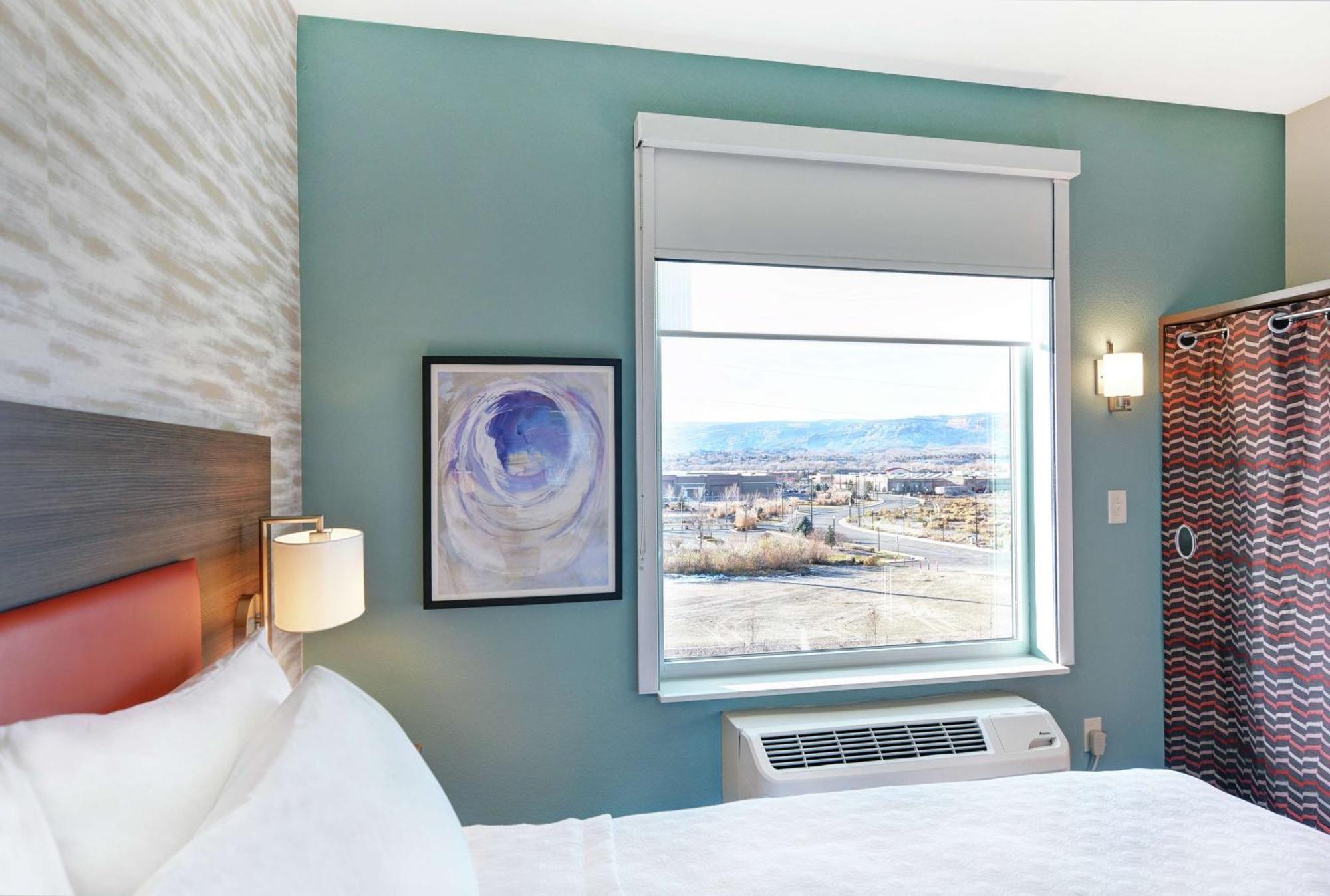 Home2 By Hilton Northwest 3*