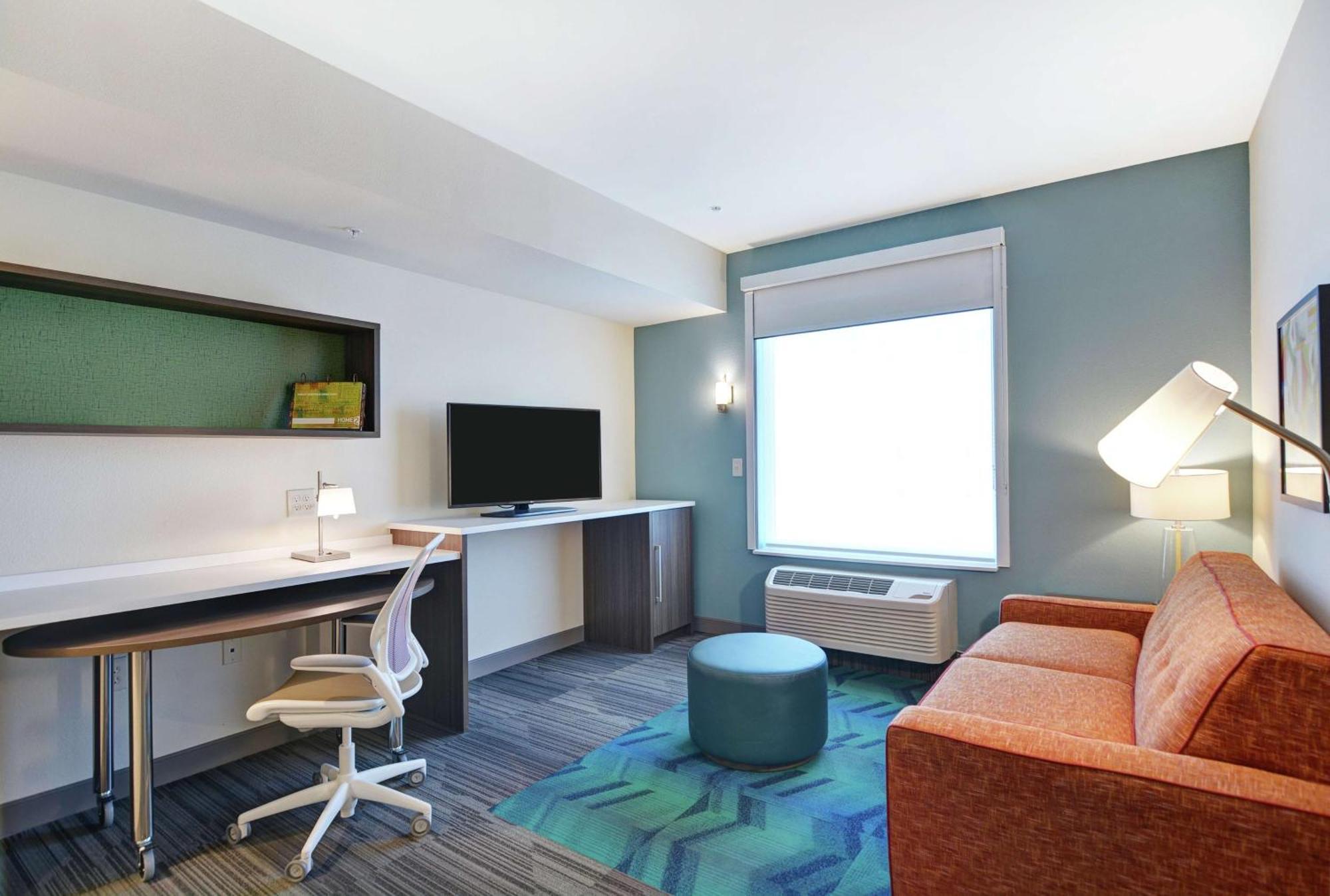 Home2 By Hilton Northwest Hotel 3*
