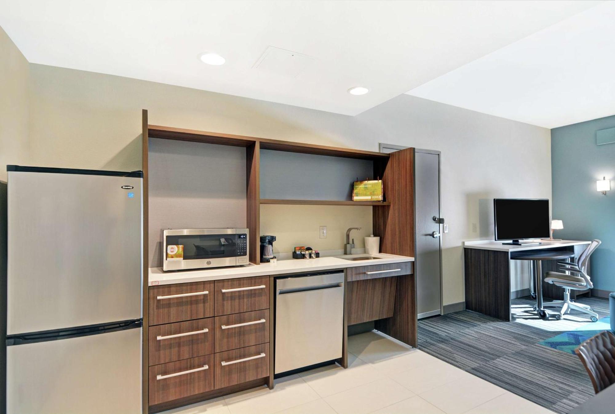 Hotel Home2 By Hilton Northwest 3*
